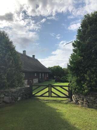 Дома для отпуска Käbruotsa farmhouse Ruhve Дом с 3 спальнями-1